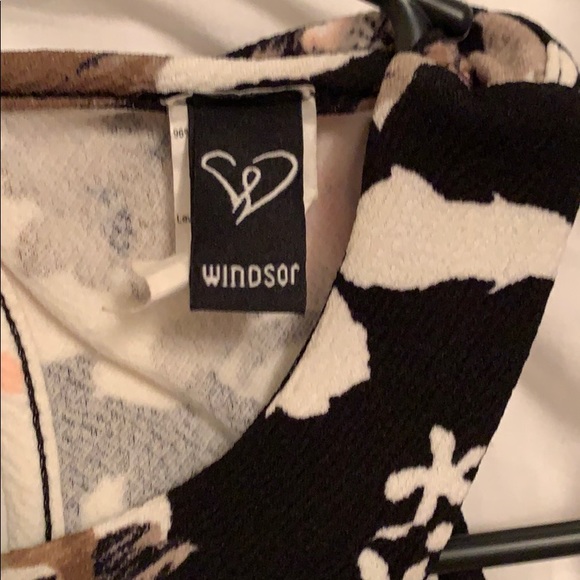 Romper 🌸 - Picture 5 of 5